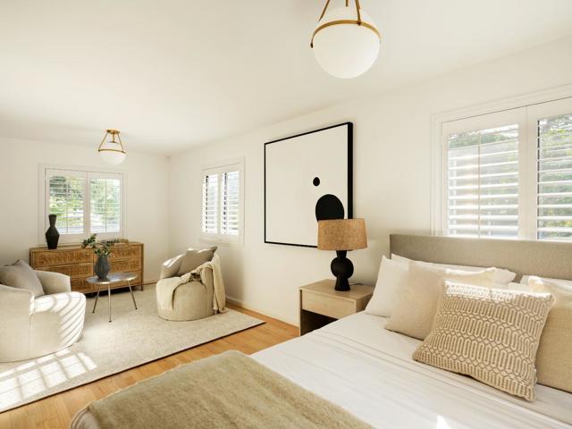 639 Palmer Lane, Menlo Park CA: https://media.crmls.org/mediaz/ee695f44-cfeb-470b-b668-f1d4722ec023.jpg
