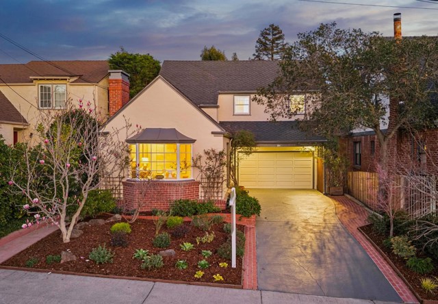 Image 51 of 58 For 3938 Oakmore Rd