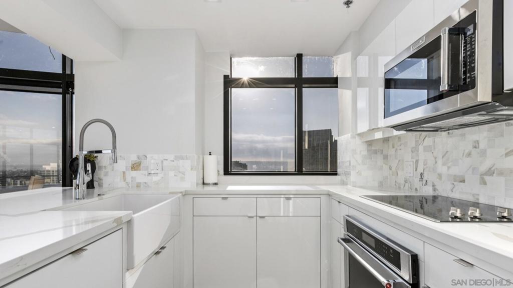 200 Harbor Dr - photo 16