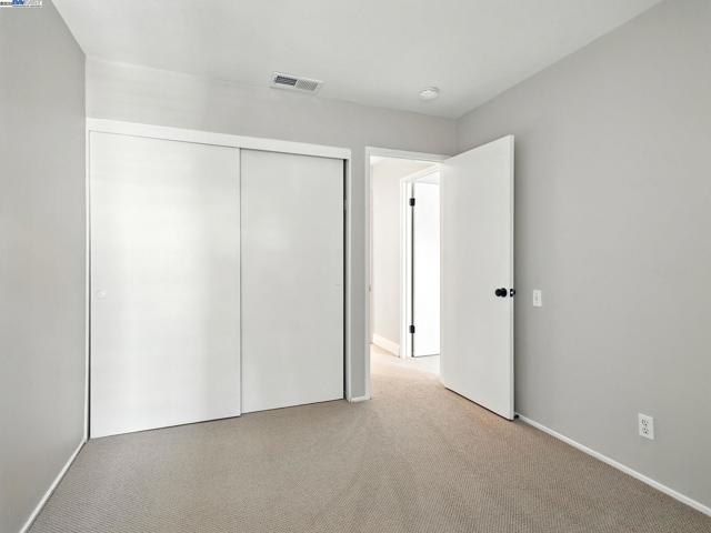727 Sandpiper Cmn, Livermore CA: https://media.crmls.org/mediaz/ee69eabf-ec3e-4aa0-82f7-35d813eb5fb0.jpg