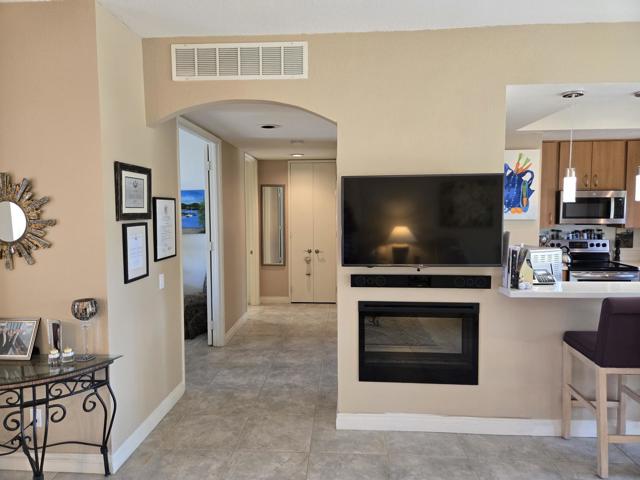 28548 Taos Court, Cathedral City CA: https://media.crmls.org/mediaz/ee6a57c9-e757-4943-aa52-6d2d166bd5a8.jpg