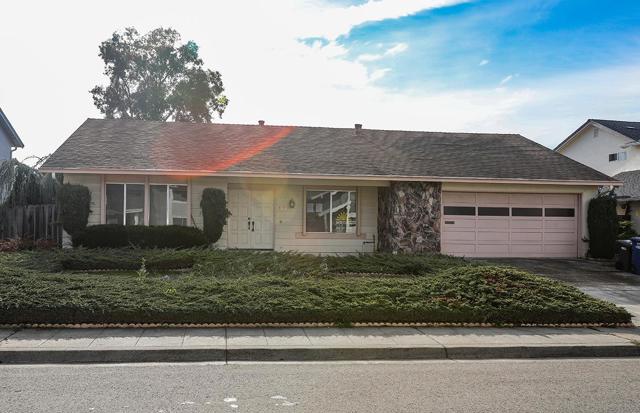 3621 La Mesa Drive, Hayward CA: https://media.crmls.org/mediaz/ee6a6b36-0865-45a9-92b9-ed5fe656d884.jpg