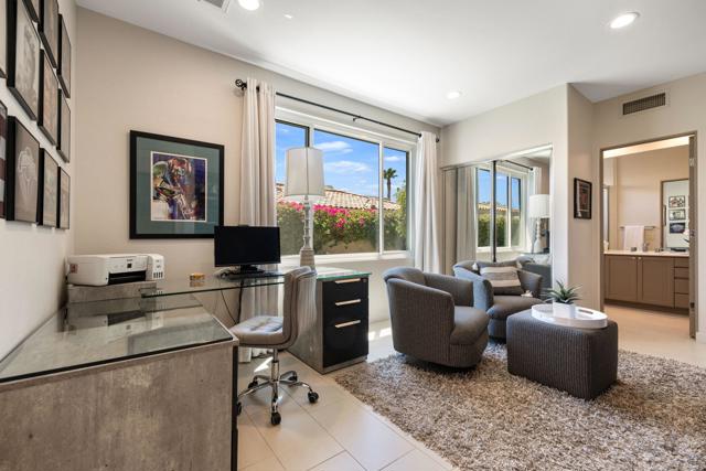 502 Desert Holly Drive, Palm Desert CA: https://media.crmls.org/mediaz/ee6a7cb2-9602-482b-a04a-4f17de91b52d.jpg