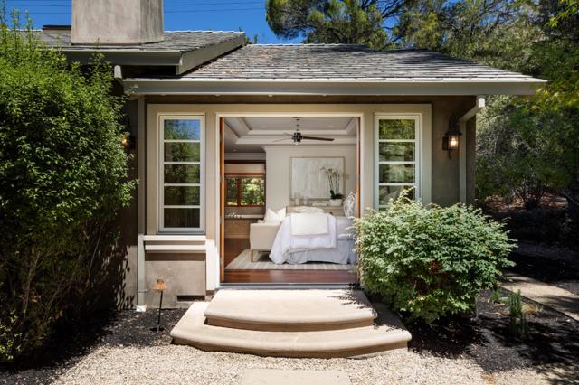 12950 Alta Tierra Road, Los Altos Hills CA: https://media.crmls.org/mediaz/ee6b76c5-7e90-46bd-a7a5-5135170c1e62.jpg