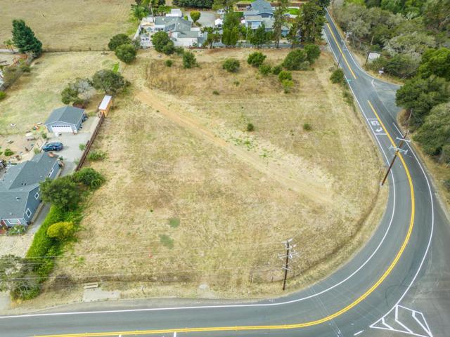 871 Green Valley Road, Watsonville CA: https://media.crmls.org/mediaz/ee6b8e6e-cfe2-47be-87c1-2d6957260b9d.jpg