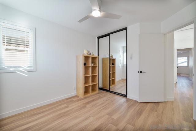 11289 Silver Buckle Way, San Diego CA: https://media.crmls.org/mediaz/ee6b9c08-8f1d-47e1-8107-07d07a851d95.jpg