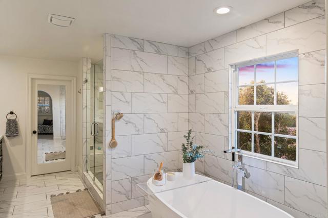 Detail Gallery Image 20 of 45 For 14271 Caminito Lazanja, San Diego,  CA 92127 - 4 Beds | 4/1 Baths