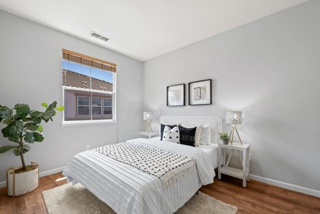 708 Grandview Terrace, San Jose CA: https://media.crmls.org/mediaz/ee70c647-644c-4c04-98b0-0121f6322ff9.jpg