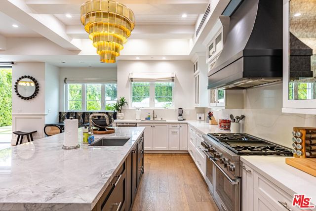 5162 Otis Avenue, Tarzana CA: https://media.crmls.org/mediaz/ee713edb-4f15-4822-b0f9-a6877ab022bd.jpg
