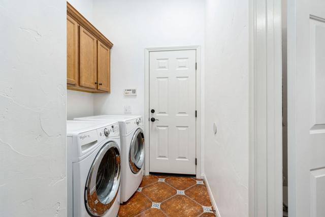 52685 Avenida Ramirez, La Quinta CA: https://media.crmls.org/mediaz/ee723c8d-98f6-4d9c-a44b-bacb96603870.jpg