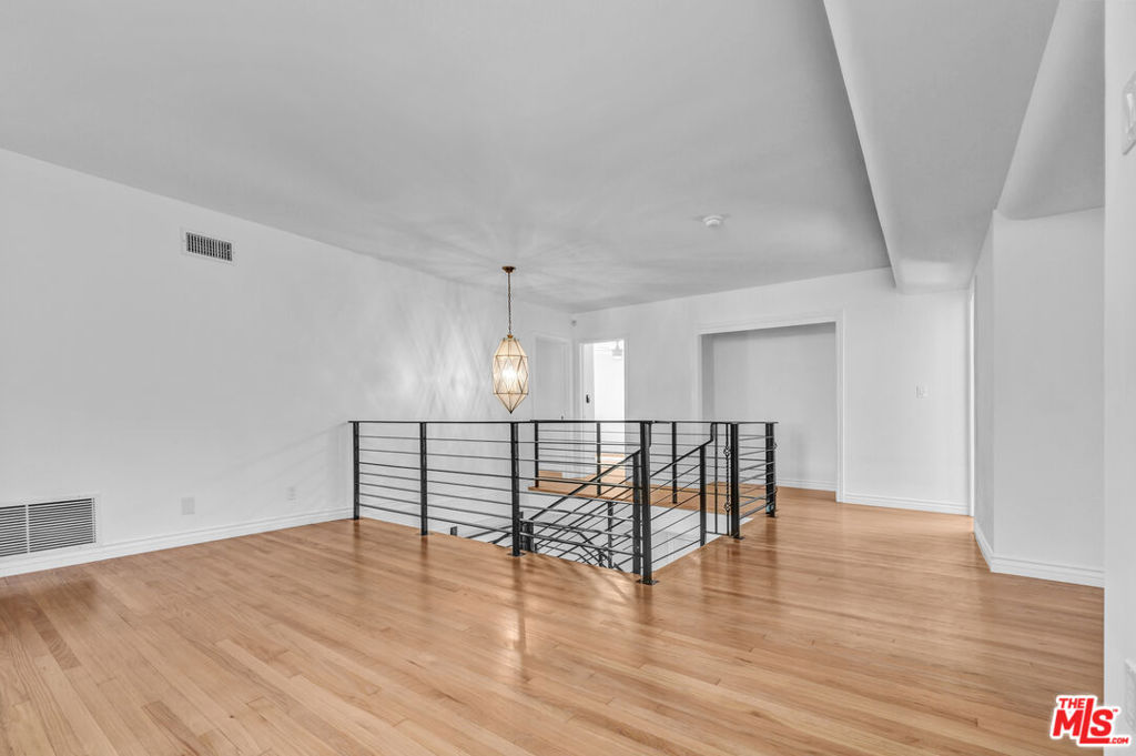 MLS #26864391 image #22