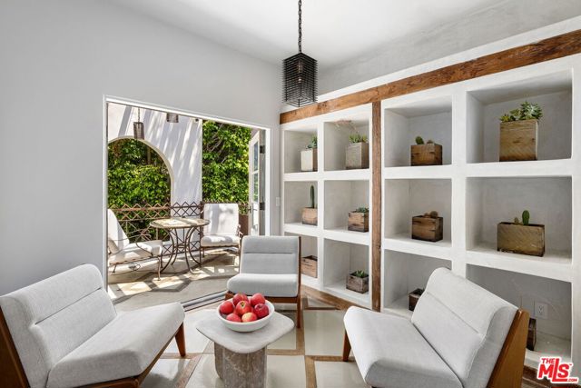 8249 Marmont Lane, Los Angeles CA: https://media.crmls.org/mediaz/ee731d87-c55d-49f2-9968-7eb66c8a49d2.jpg