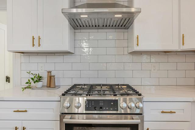 4741 Sorani Way, Castro Valley CA: https://media.crmls.org/mediaz/ee734d1f-d91b-4a4c-9579-c53a30f910b1.jpg