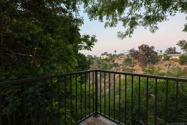 1430 Golden Gate Drive, San Diego CA: https://media.crmls.org/mediaz/ee735fe1-2df0-4c5c-a43d-8f1528ad2d05.jpg