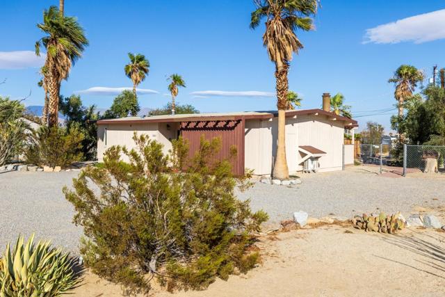 Detail Gallery Image 2 of 34 For 3483 Swinging V Rd, Borrego Springs,  CA 92004 - 2 Beds | 1 Baths