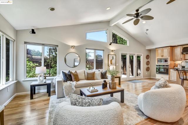 1443 Phantom Ave, San Jose CA: https://media.crmls.org/mediaz/ee73e7df-a4d9-4940-a654-f54d38a401eb.jpg
