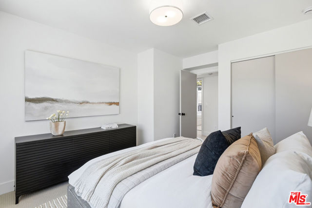 4800 La Villa Marina, C photo 35