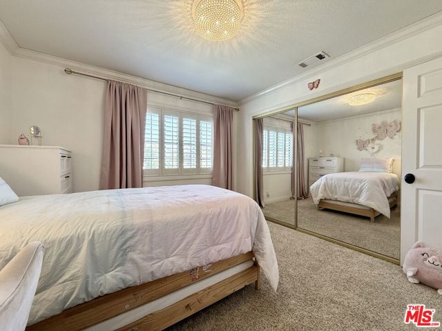 2008 Belmont Lane, Redondo Beach CA: https://media.crmls.org/mediaz/ee77fae0-46c3-48f3-981a-5e53fb7d58a8.jpg