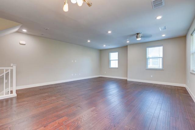 4053 Clare Street, Dublin CA: https://media.crmls.org/mediaz/ee7aec2e-01b0-4ce4-97e0-74270710d919.jpg