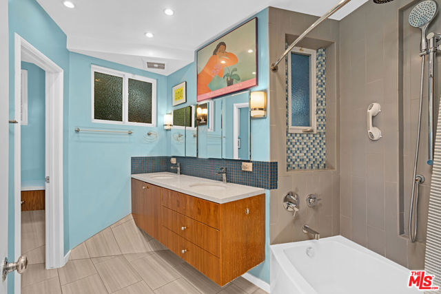 1750 Silverwood Terrace photo 17