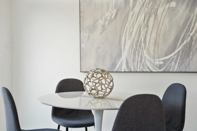1160 Balboa Way, Pacifica CA: https://media.crmls.org/mediaz/ee7b4682-79a7-42a5-95af-cb95fe53d694.jpg