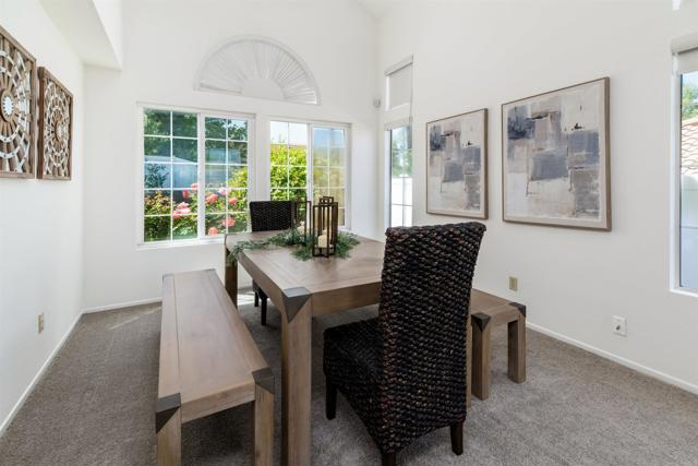Detail Gallery Image 6 of 32 For 42059 Avenida Vista Ladera, Temecula,  CA 92591 - 4 Beds | 2/1 Baths