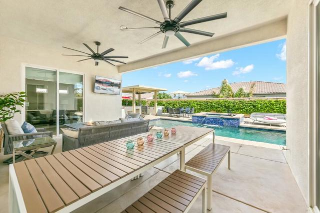 44830 Via Mirabel, La Quinta CA: https://media.crmls.org/mediaz/ee7caa8b-8bf7-41ca-8956-33ebb816b2e2.jpg