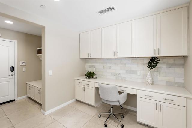 702 COSTA DEL SUR, San Marcos CA: https://media.crmls.org/mediaz/ee7d1e94-278d-4631-bf4c-e57a79411b53.jpg