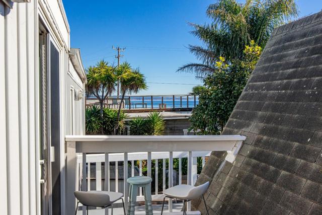 360 36th Avenue, Santa Cruz CA: https://media.crmls.org/mediaz/ee7f2884-9a1b-43b1-85d9-f617d2399158.jpg