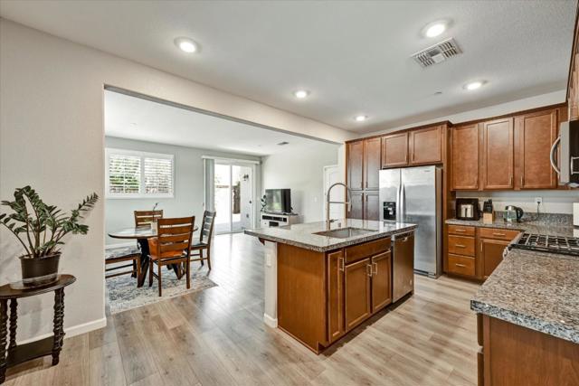 2466 Buzz Aldrin Way, Sacramento CA: https://media.crmls.org/mediaz/ee8057b2-5543-4a59-a3d8-b79e189d66dc.jpg