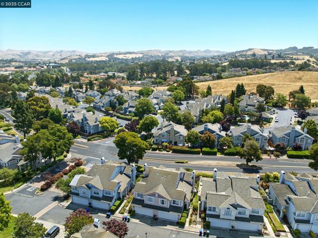 214 S Wildwood, Hercules CA: https://media.crmls.org/mediaz/ee80a178-371d-45c6-9e78-02803d762910.jpg