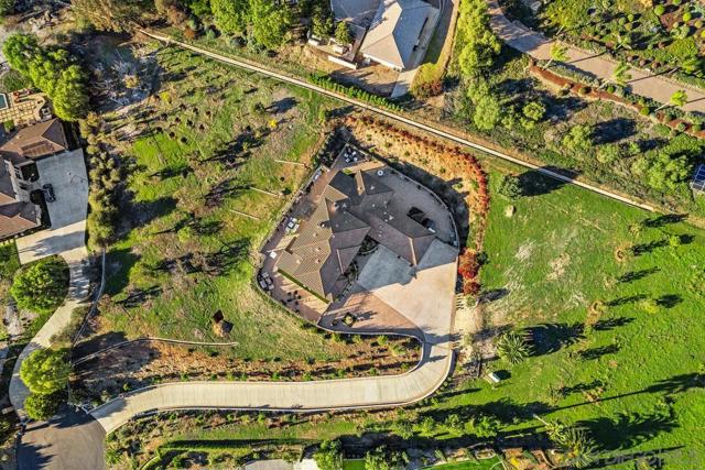 1210 Clos Duval, Bonsall CA: https://media.crmls.org/mediaz/ee80a73a-fbdd-4e9a-a010-43f4c6322d9f.jpg