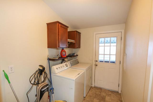 444 Whispering Pines Drive, Scotts Valley CA: https://media.crmls.org/mediaz/ee80c611-b65c-4a89-b8ed-48993060611b.jpg