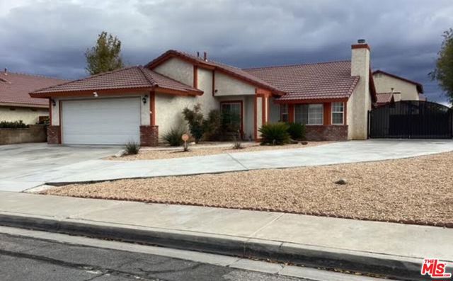 feature listing property photo