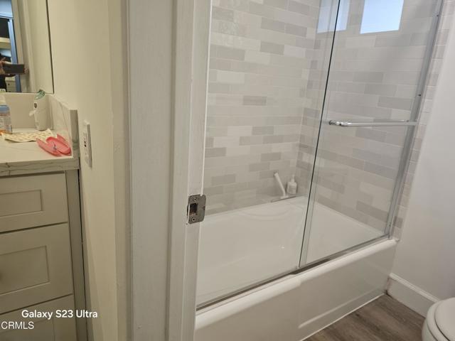 5222 Haskell Street, La Canada Flintridge CA: https://media.crmls.org/mediaz/ee821401-9198-4295-9203-3120ebaee64f.jpg
