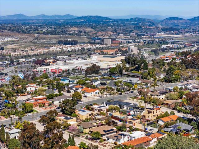4567 New Hampshire Street, San Diego CA: https://media.crmls.org/mediaz/ee8218f1-2e46-41ed-bbd2-462d92d71b81.jpg