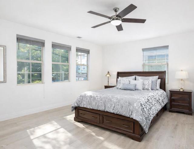 Detail Gallery Image 16 of 54 For 4336 Harbor Way, Oceanside,  CA 92056 - 3 Beds | 3/1 Baths