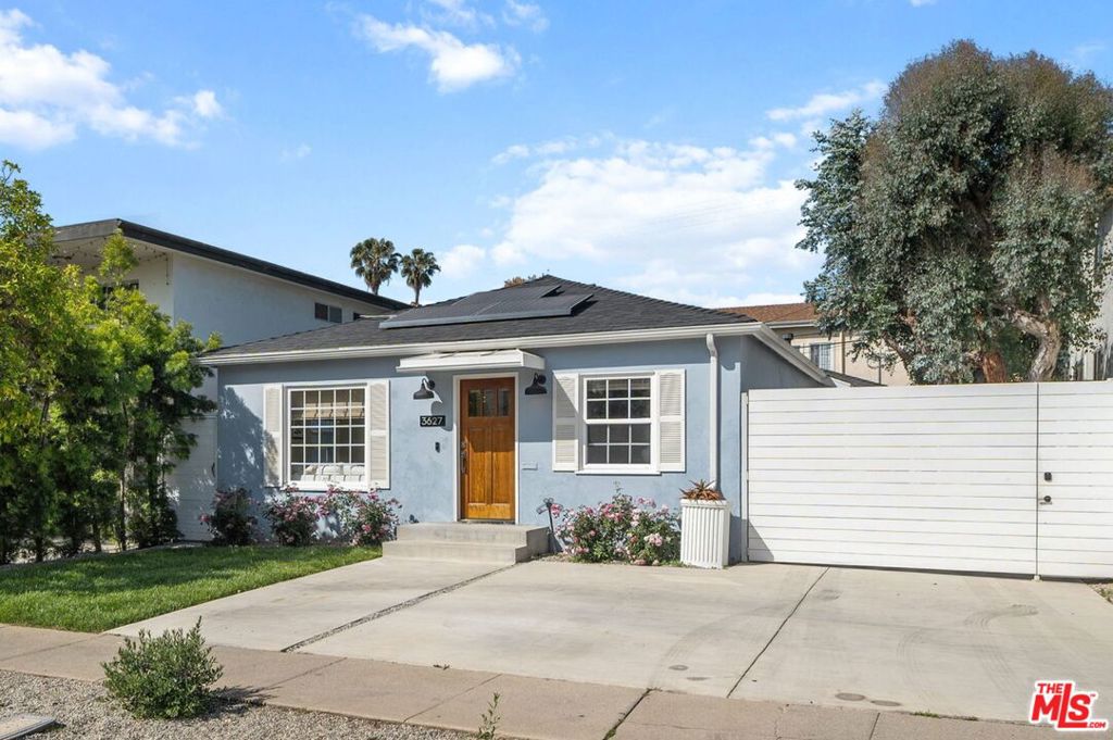 3627 Veteran Avenue