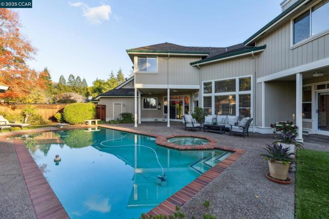 788 Woodwind Place, Walnut Creek CA: https://media.crmls.org/mediaz/ee846431-e02c-4ce6-bd84-56844309e20c.jpg