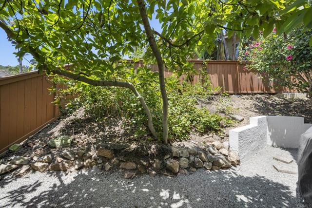 3430 Corte Viejo, Carlsbad CA: https://media.crmls.org/mediaz/ee84d364-1c52-4df1-b769-d9c1488cc9c3.jpg