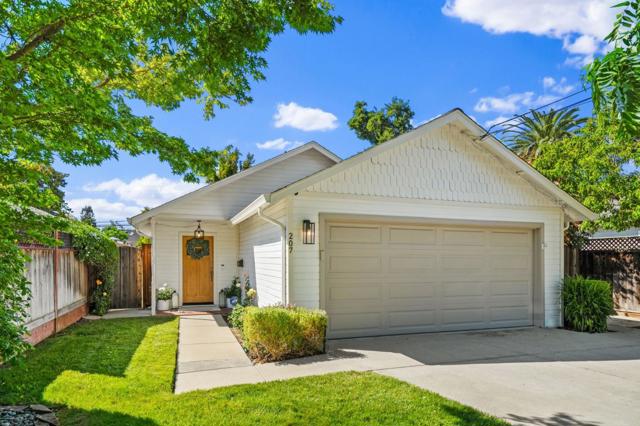 207 Brooklyn Avenue, San Jose CA: https://media.crmls.org/mediaz/ee84dae8-d608-49ae-ab84-0dbe12e7d711.jpg