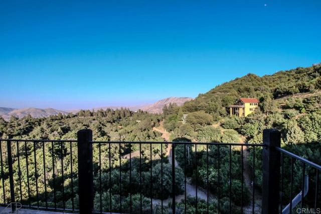 3305 Oakwood Drive, Julian CA: https://media.crmls.org/mediaz/ee857860-53a5-4942-bdab-63b8bc10f81f.jpg