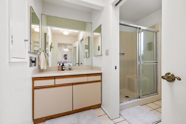 42905 Texas Avenue, Palm Desert CA: https://media.crmls.org/mediaz/ee85c313-89cf-44cd-8264-9349f7c6fec2.jpg