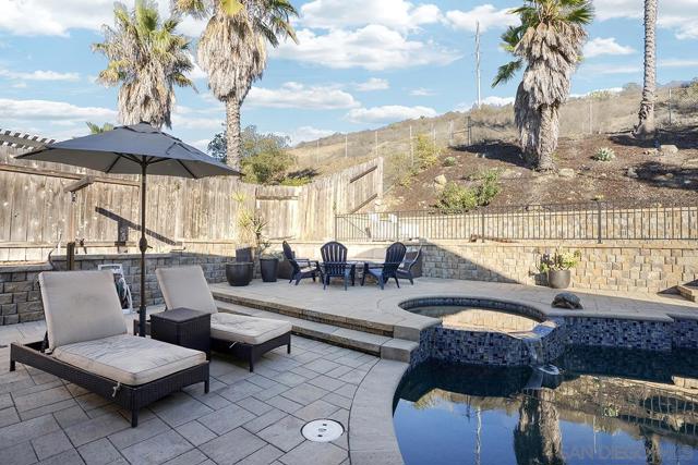 13647 Paseo Cardiel, San Diego CA: https://media.crmls.org/mediaz/ee862e83-4fe4-4269-9ecd-e9b6ec15fa9f.jpg