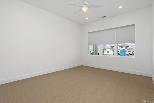 1216 Stonemark Place, Vista CA: https://media.crmls.org/mediaz/ee87c0c0-314a-4e02-bf5e-64dc99371596.jpg
