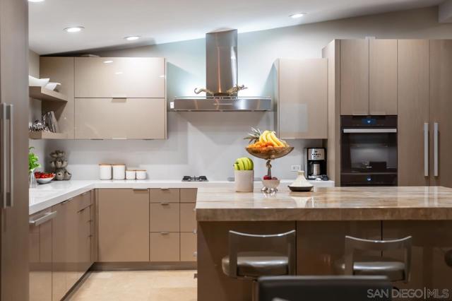 773 E Solana Circle, Solana Beach CA: https://media.crmls.org/mediaz/ee87d402-d569-4fbd-bbfa-92e05e7b1edf.jpg