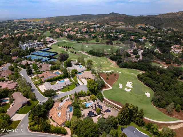 1600 Crown Ridge Court, Westlake Village CA: https://media.crmls.org/mediaz/ee88a842-e16c-4aa0-a294-e227df52c289.jpg