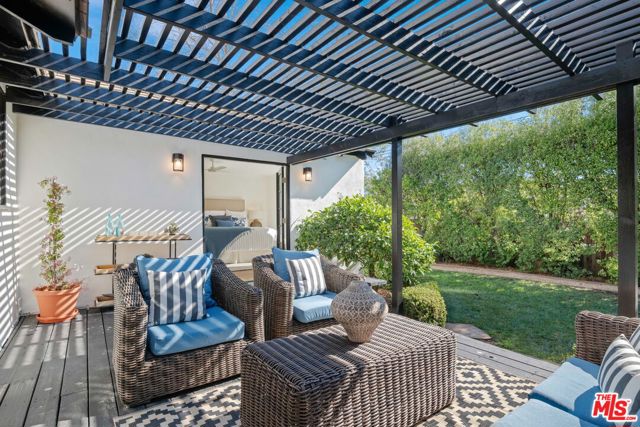 2965 Calle Noguera, Santa Barbara CA: https://media.crmls.org/mediaz/ee899ffb-23eb-46fb-9266-08244d6cf968.jpg