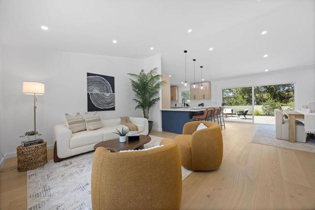 132 Lakeshore Drive, San Mateo CA: https://media.crmls.org/mediaz/ee89d41c-8c7f-4379-a730-2838de0c4da9.jpg