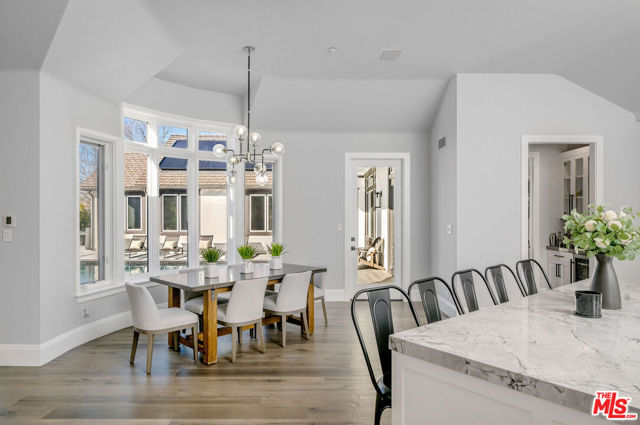 1 Falconridge Drive, Coto de Caza CA: https://media.crmls.org/mediaz/ee8c09d5-2649-4737-ba73-1b8c9a4ff996.jpg